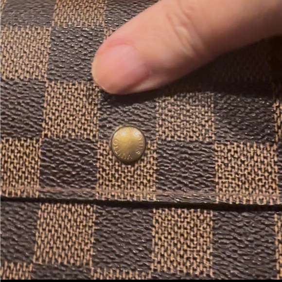 Louis Vuitton Damier Ebene Wallet - Picture 14 of 17
